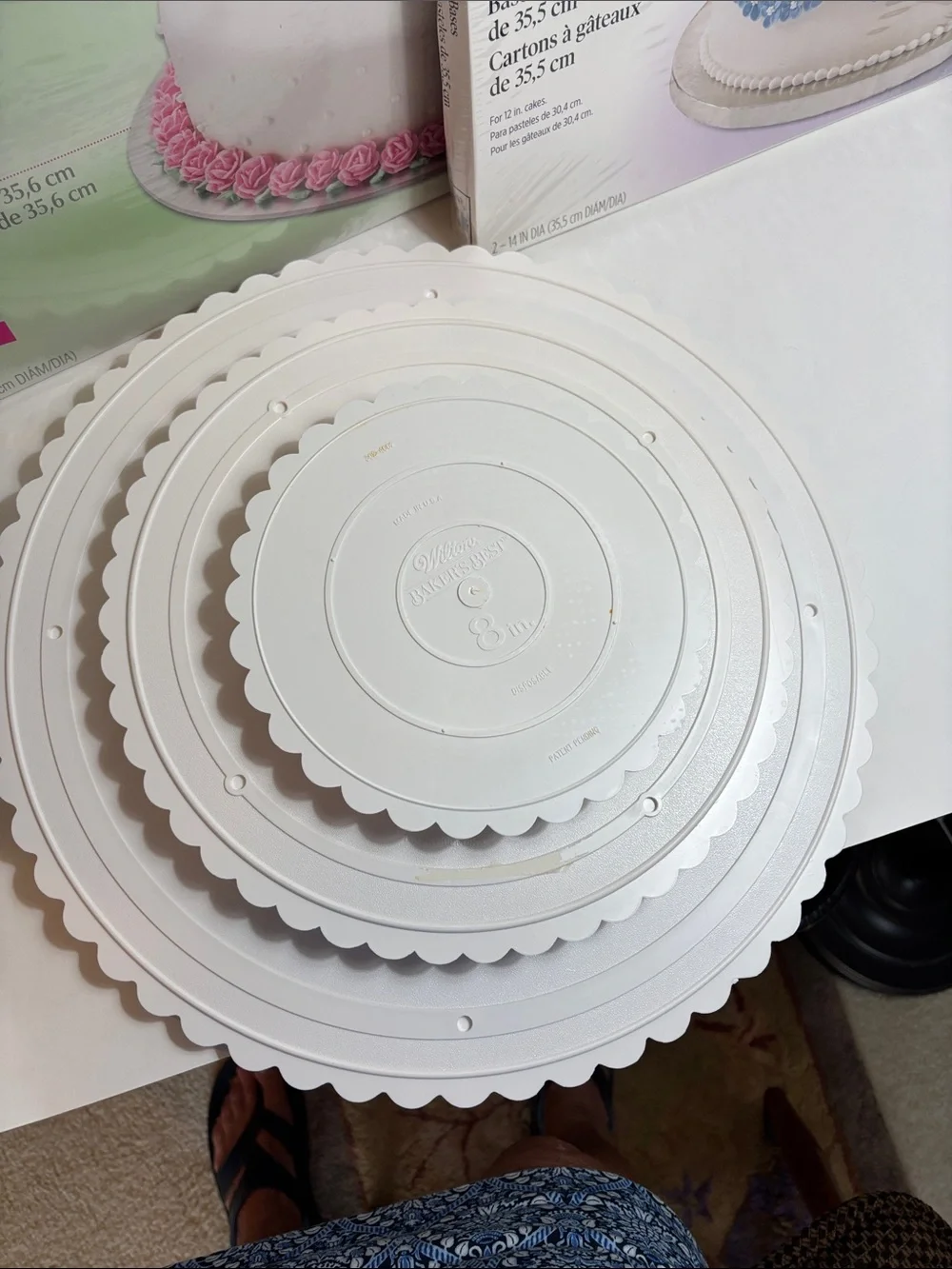 Wilton Silver and White 14 in. Cake Circles & Bases Set and 20”cake base